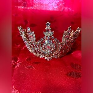 Royal queen crown cubic zirconia gold silver large